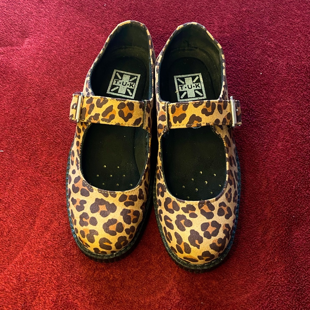 T•U•K Leopard Mary Jane VIVA Low Creepers